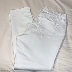 Ana Skinny Ankle Jeans